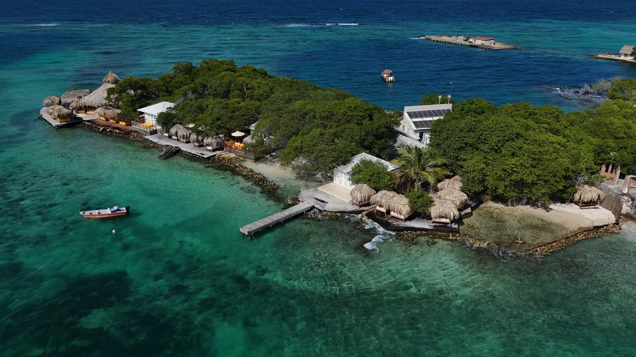 Isla Amores — photograph 29